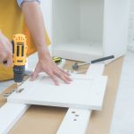 Jak przemyślanie aranżować ergonomiczne wnętrza apartamentowe i usługowe